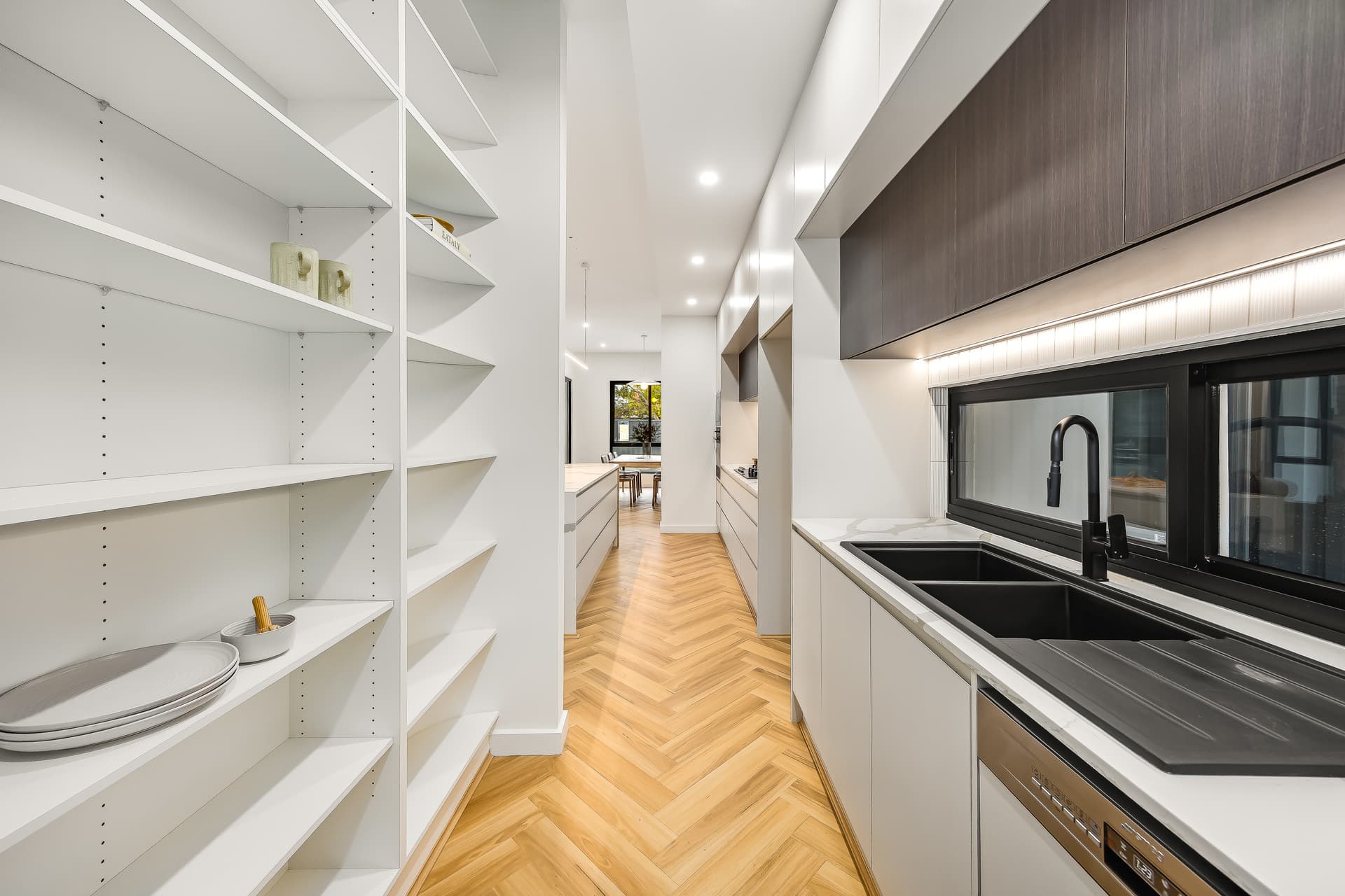 1 Essex Street, Brighton - Thumbnail 8