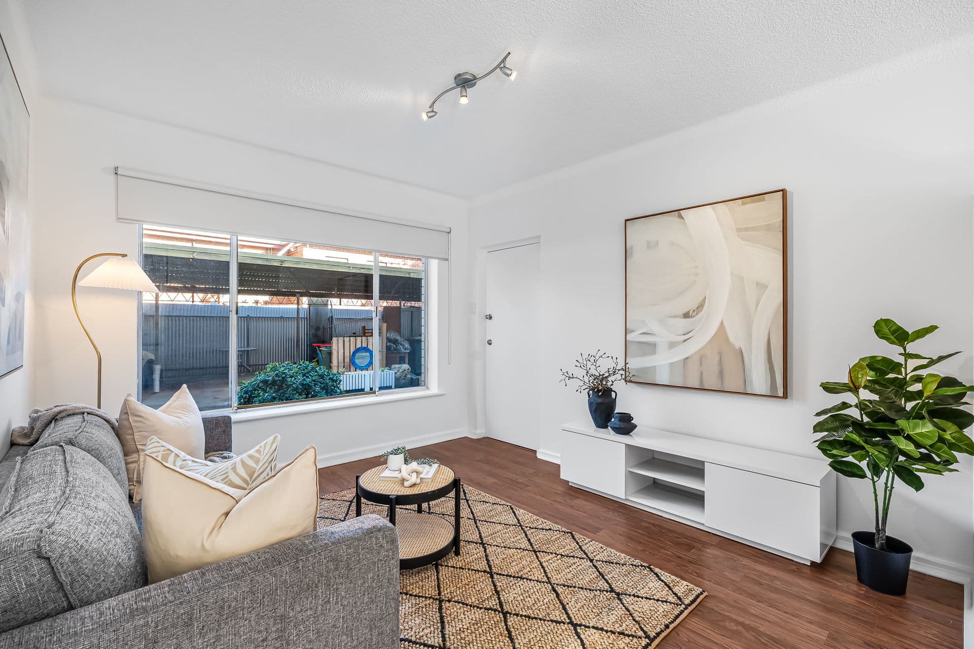 2/7 Huntriss Street, Torrensville - Thumbnail 3