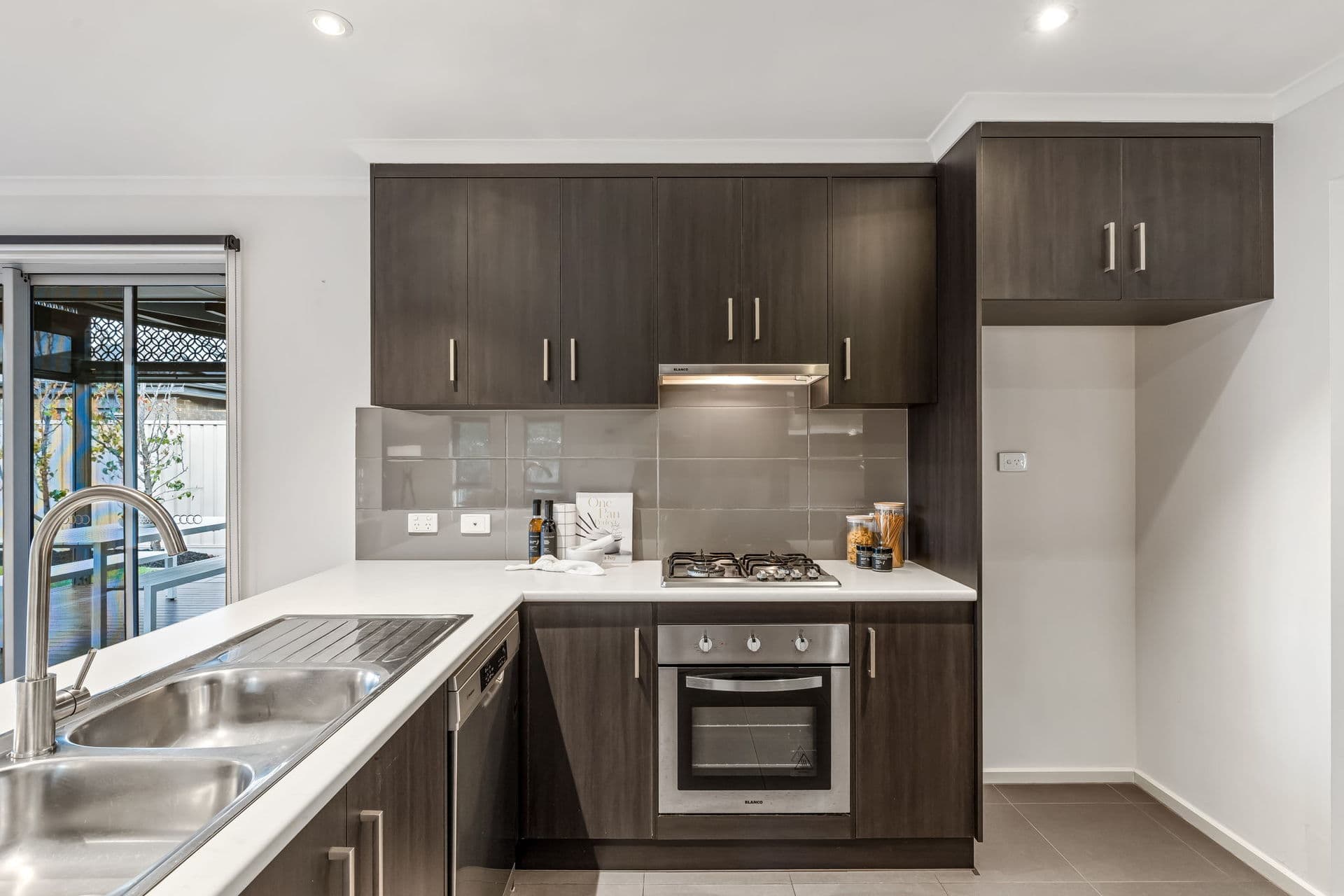 52A Stuart Road, South Plympton - Thumbnail 7