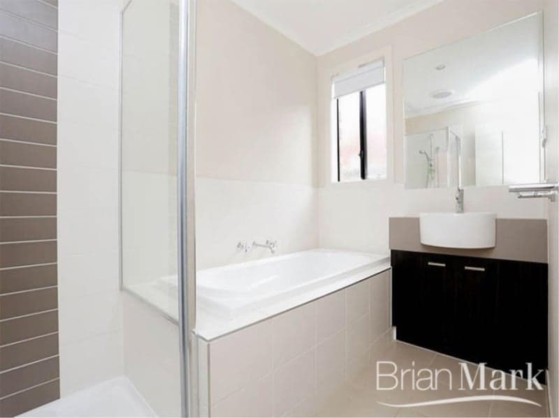 1/1 Latimer  Road, Bellevue Hill, Wyndham Vale - Thumbnail 4