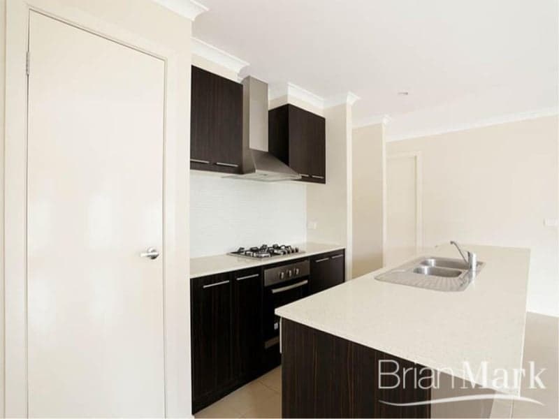 1/1 Latimer  Road, Bellevue Hill, Wyndham Vale - Thumbnail 6