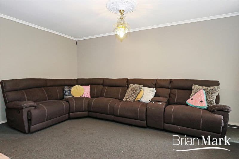 2 Elm Court, Wyndham Vale - Thumbnail 2