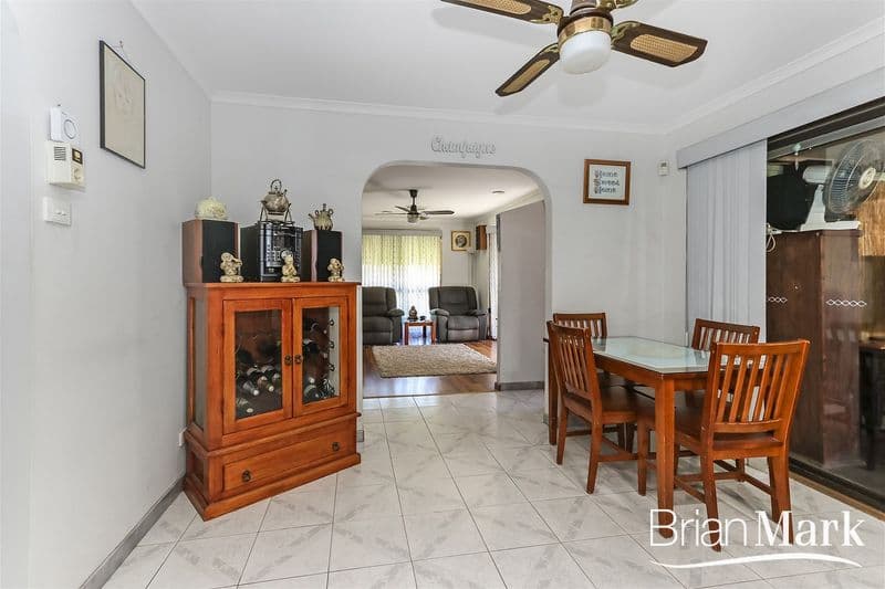 1 Greenhill Crescent, Wyndham Vale - Thumbnail 5