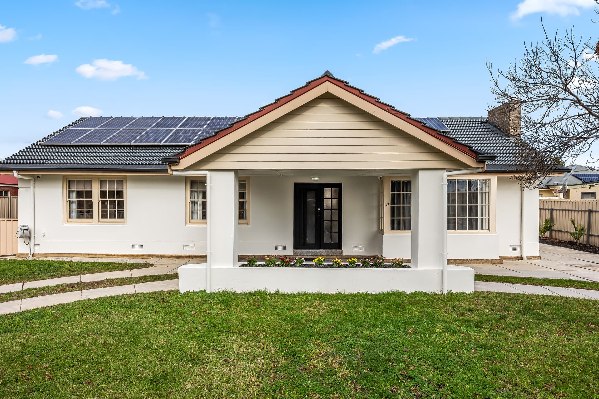 37 Wallala Avenue, Park Holme - Image 1