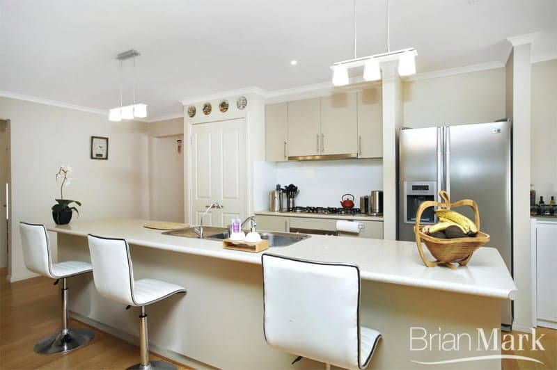40 Macadamia Grove, Werribee - Thumbnail 4