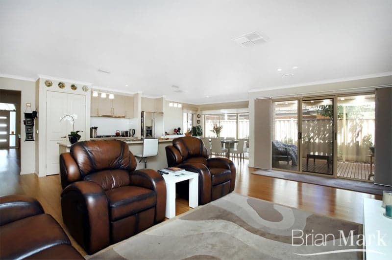 40 Macadamia Grove, Werribee - Thumbnail 6