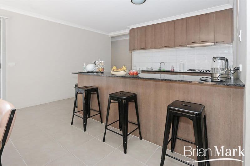 10 Surveyor Street, Wyndham Vale - Thumbnail 5