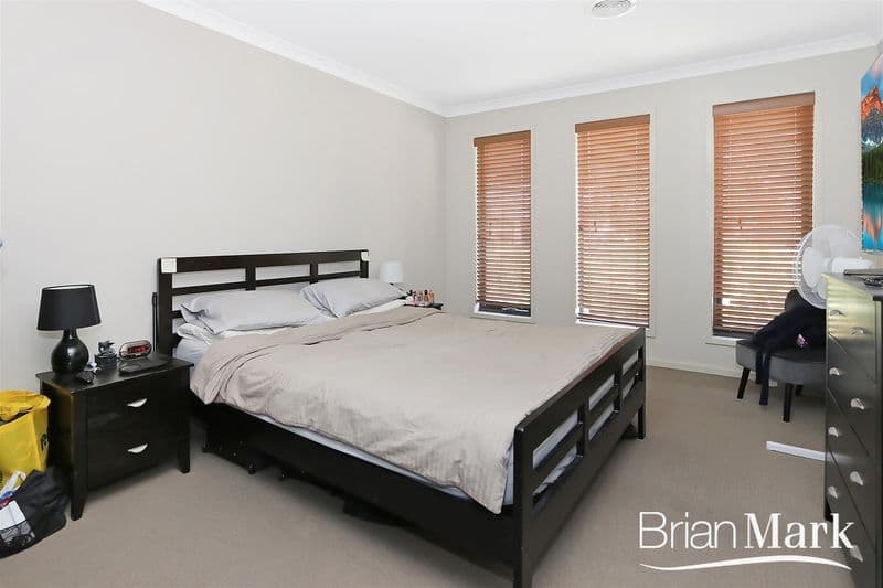 10 Surveyor Street, Wyndham Vale - Thumbnail 7