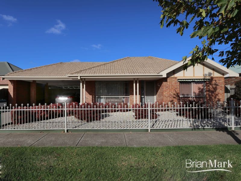 16/26 Mantaka Street, Hoppers Crossing - Image 1