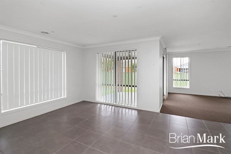 1607/639 Lonsdale Street, Melbourne, VIC, Wyndham Vale - Thumbnail 2