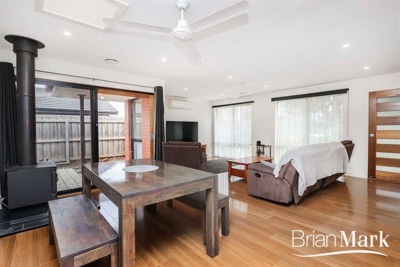 58/4 New McLean  Street, Edgecliff, Werribee - Thumbnail 2