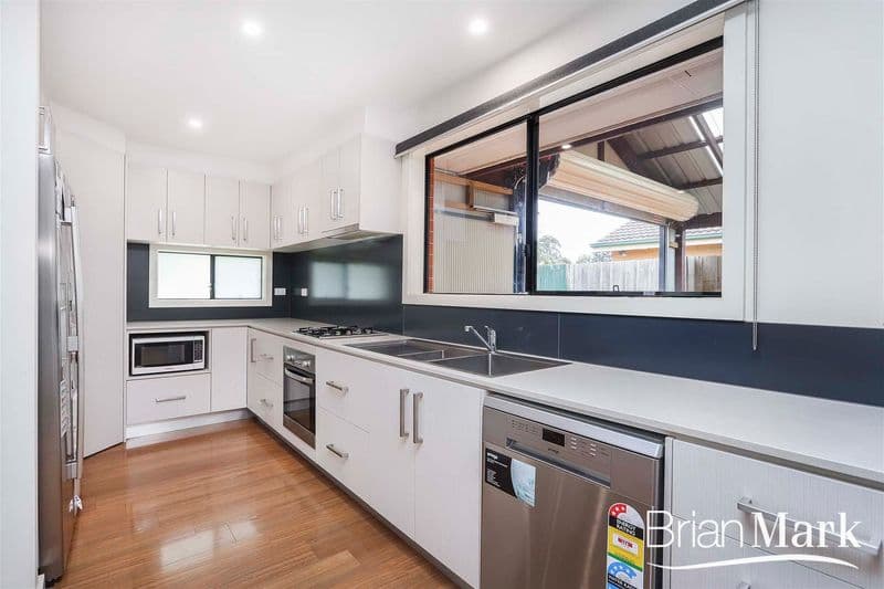 58/4 New McLean  Street, Edgecliff, Werribee - Thumbnail 3