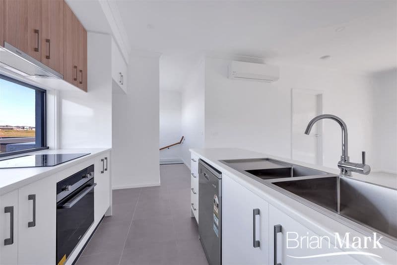 4/20 Dutruc Street, Randwick, Wyndham Vale - Thumbnail 6