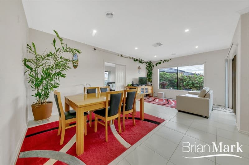 5/26 Howard  Street, Randwick, Manor Lakes - Thumbnail 5