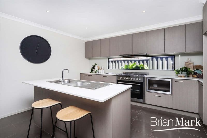 2/29 Dudley  Street, Coogee, Manor Lakes - Thumbnail 4