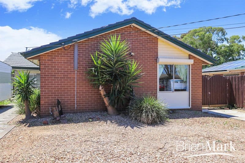 6 Gannet Street, Werribee - Image 1