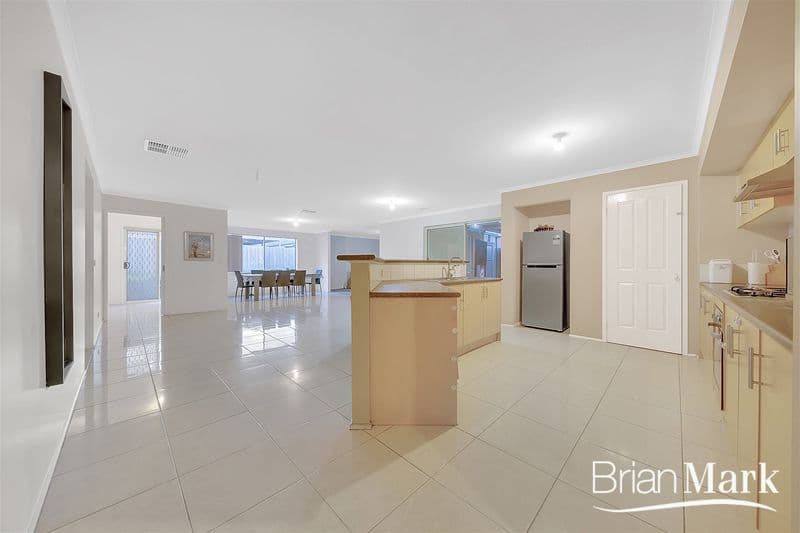 15 Twilight Place, Tarneit - Thumbnail 3
