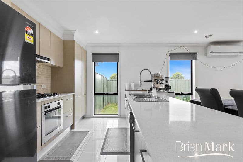 11 Rathgar Mews, Wyndham Vale - Thumbnail 2