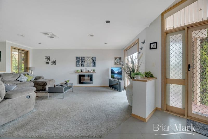 2/58 Gould Street, Bondi Beach, Hoppers Crossing - Thumbnail 3