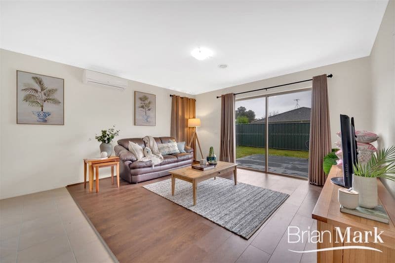 5/15 Wallaroy Road, Woollahra, Tarneit - Thumbnail 4