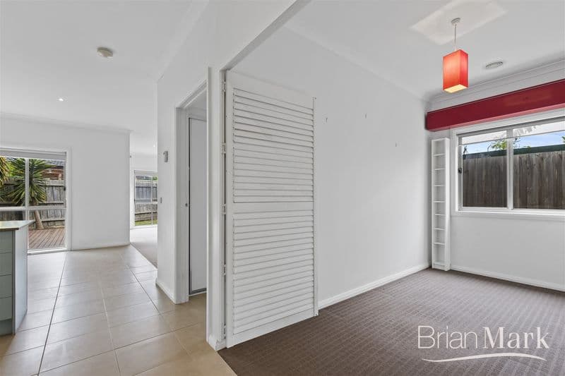 2/8 Orlando Drive, Truganina - Thumbnail 5