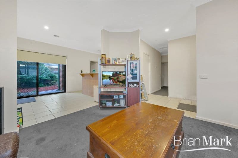 18/214 Shaws Road, Werribee - Thumbnail 3