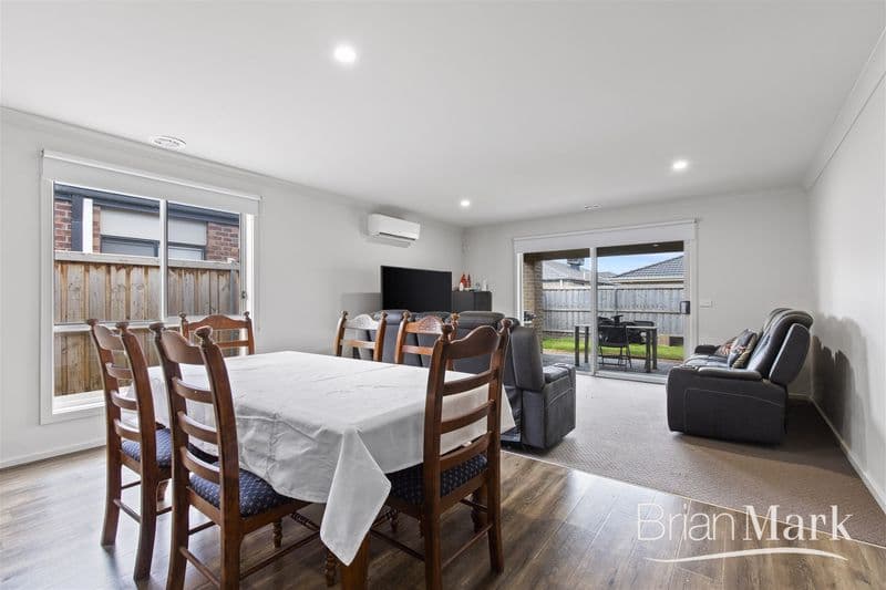 6/2-4 Benelong  Crescent, Bellevue Hill, Werribee - Thumbnail 5