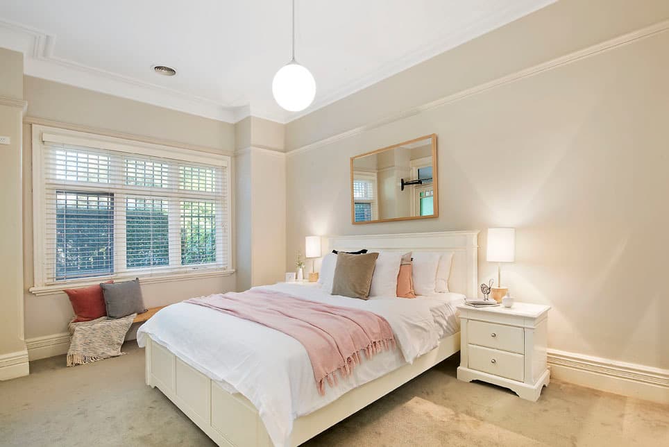 157 Newland  Street, Queens Park, Queens Park - Thumbnail 2