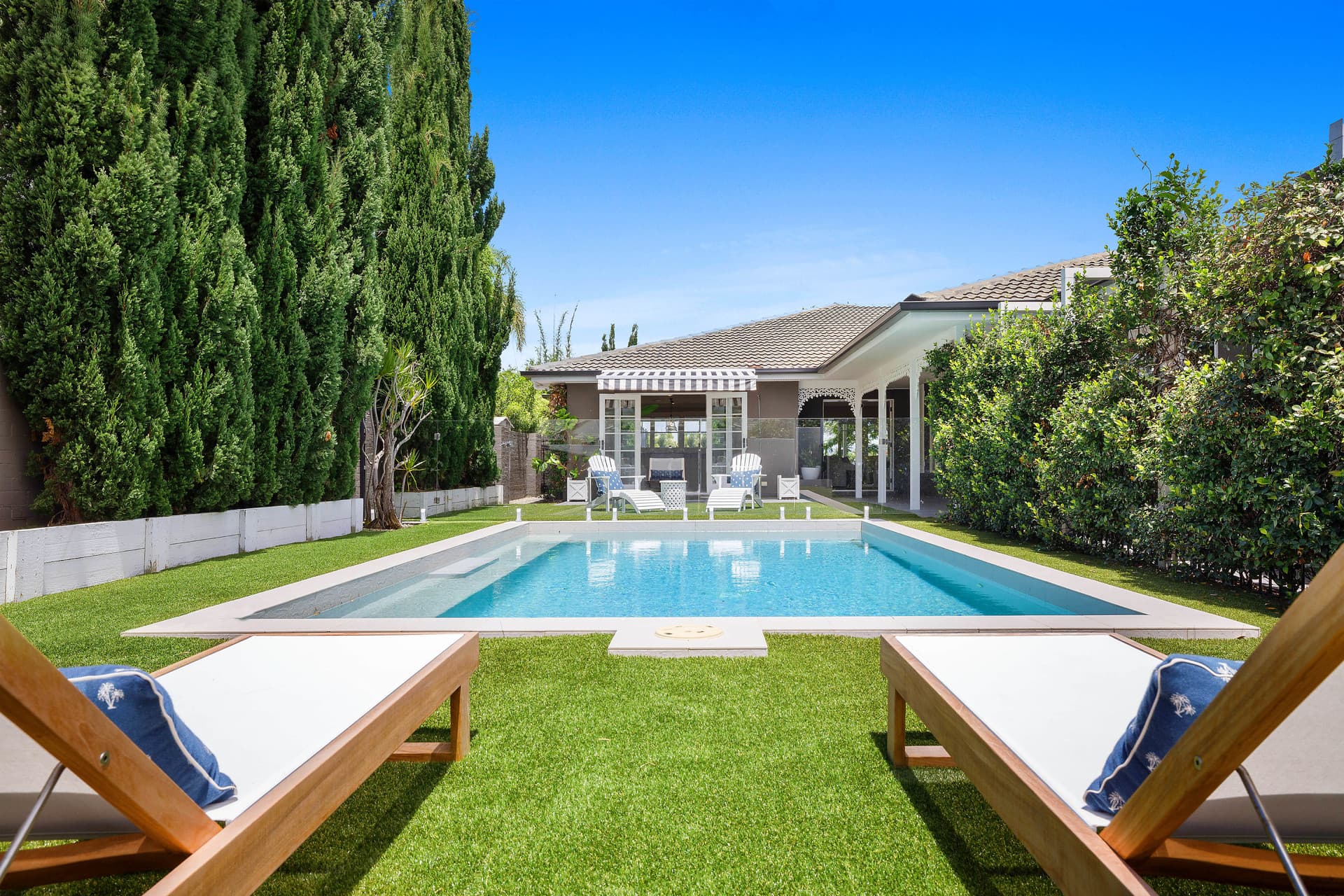 2/14E Dudley Street, Surfers Paradise - Thumbnail 2