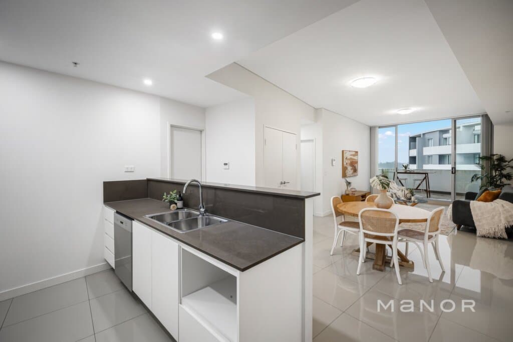 16/28-30 Fletcher Street, Bondi, Bondi - Thumbnail 3