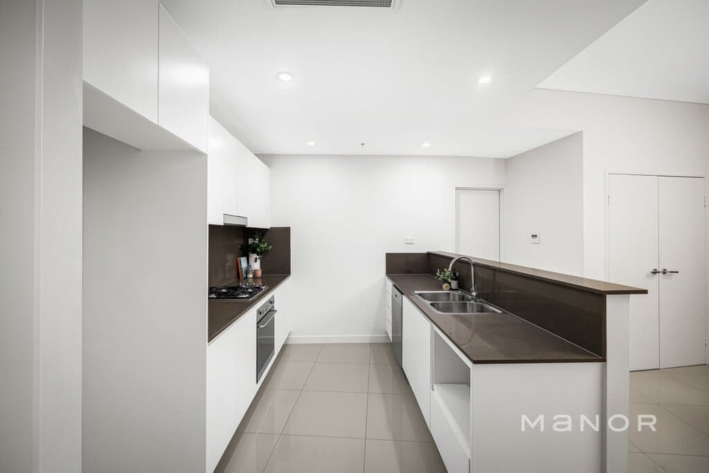 16/28-30 Fletcher Street, Bondi, Bondi - Thumbnail 4