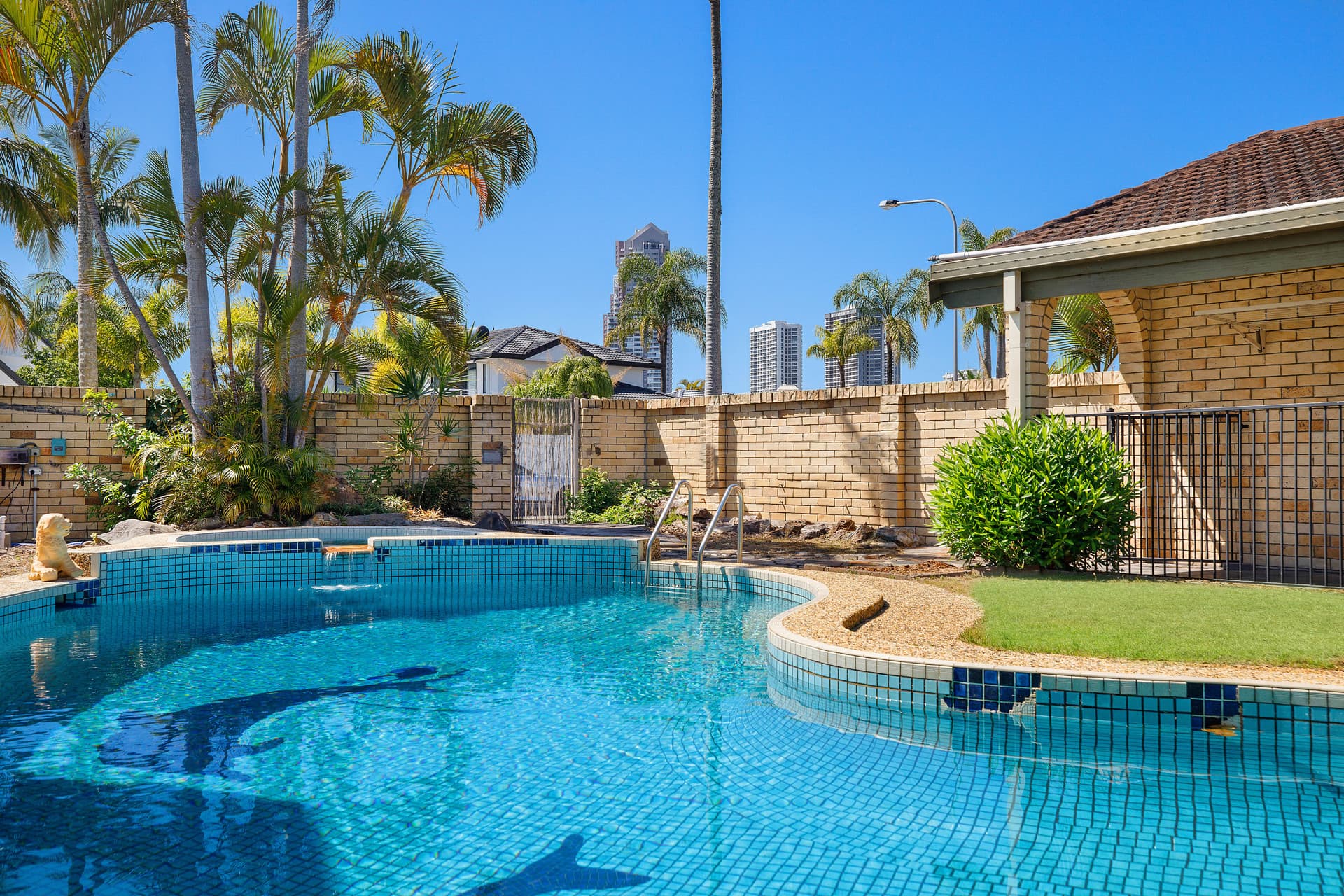 12 Norseman Court, Paradise Waters, QLD, 4217, Surfers Paradise - Thumbnail 4