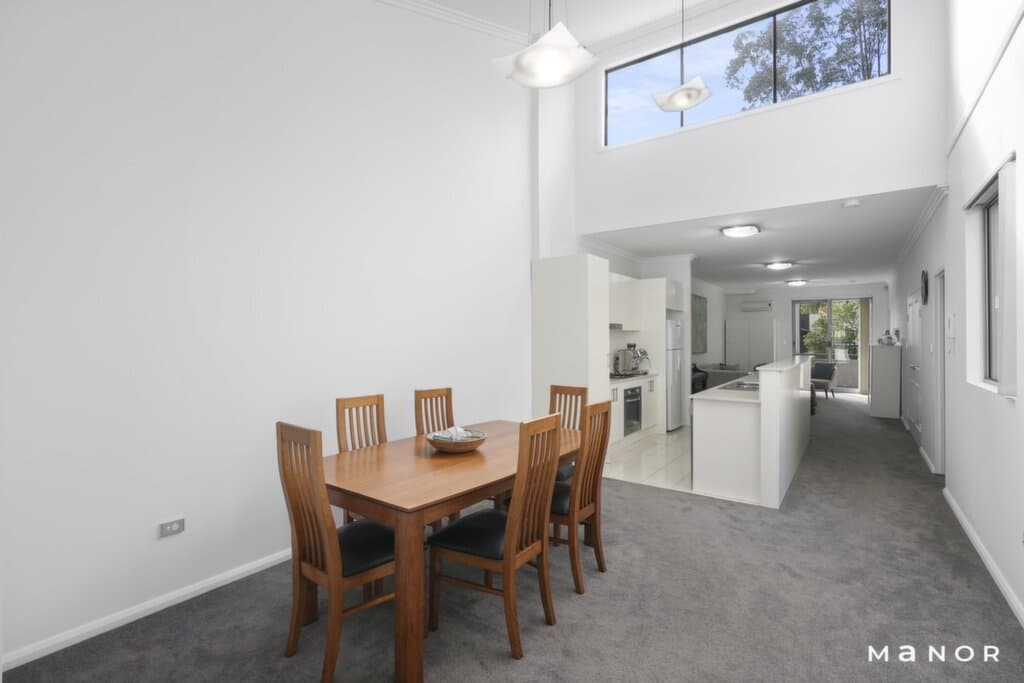 102/150-156 Doncaster  Avenue, Kensington, Helensvale - Thumbnail 2