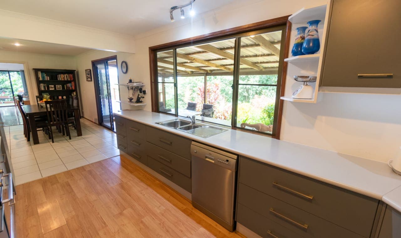 Unit 301/272 Hedges Avenue, Mermaid Beach, QLD, 4218, Kuranda, - Thumbnail 2