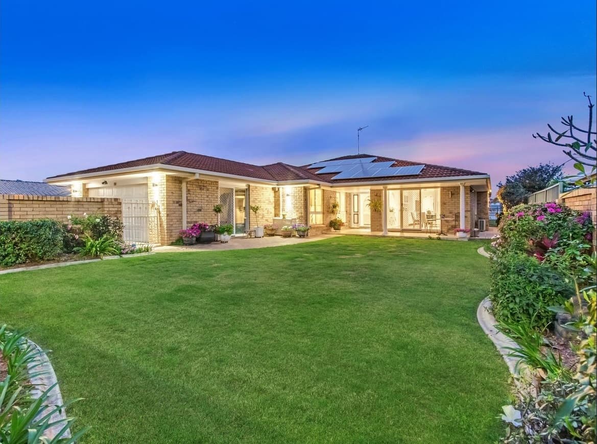 12 Darnay Road, Broadbeach Waters, QLD, 4218, Broadbeach Waters - Thumbnail 3