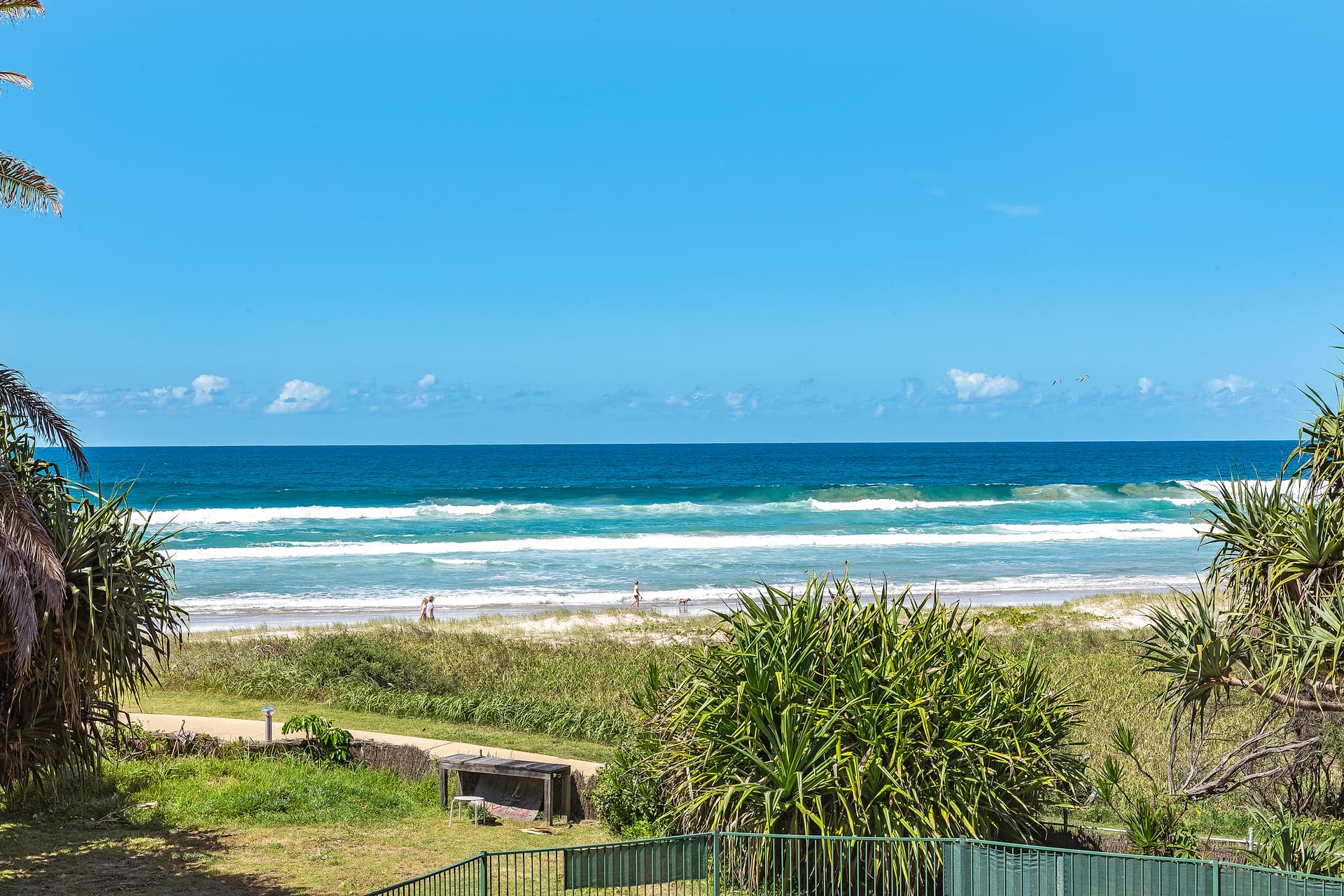 14 Darwalla Avenue, Currumbin, QLD, 4223, Currumbin - Thumbnail 2