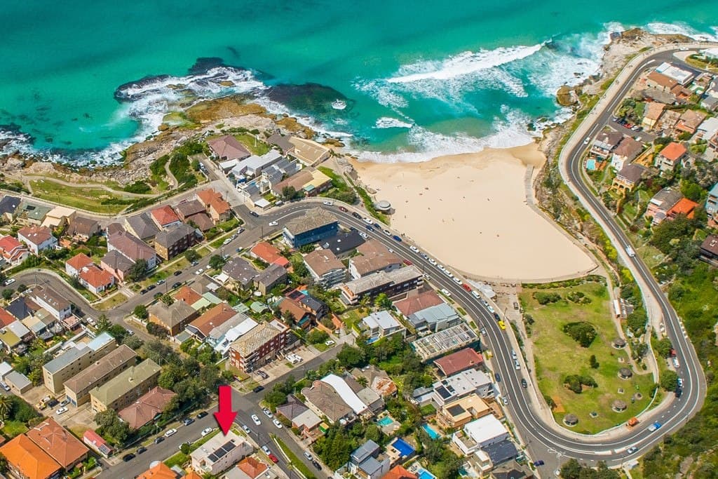 2/11 Carlisle Street, Tamarama, Little Bay - Image 1