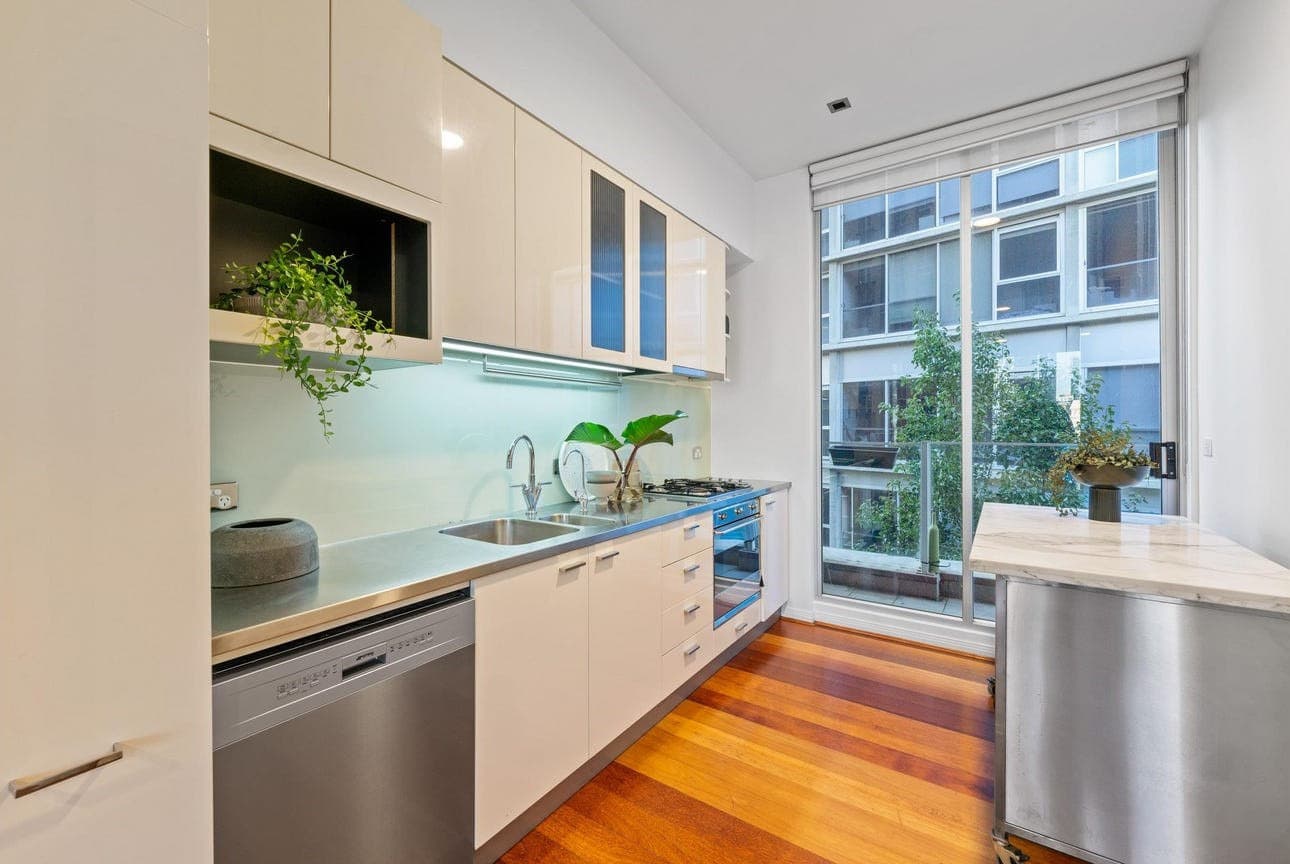 415/68 La Trobe Street, Melbourne - Thumbnail 6