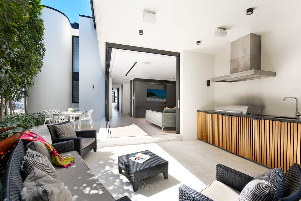 2 Mirimar Avenue Tamarama Nsw, Tamarama - Thumbnail 2