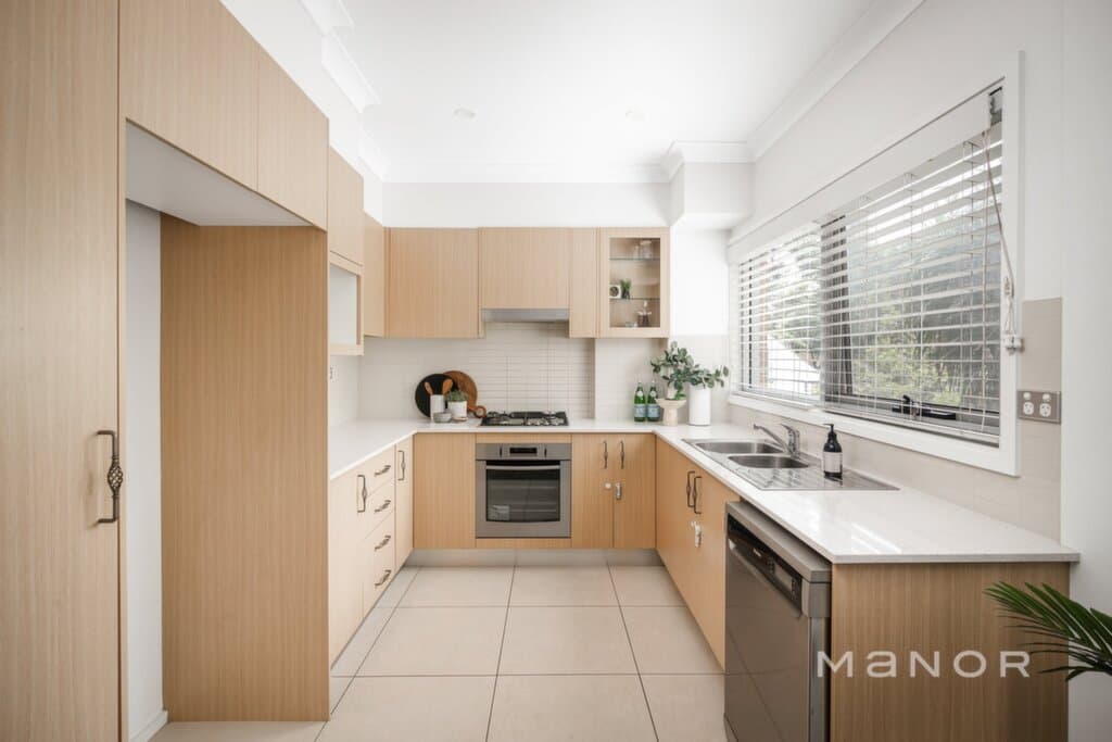 2412/288 Spencer Street, Melbourne, VIC, Broadbeach Waters - Thumbnail 5