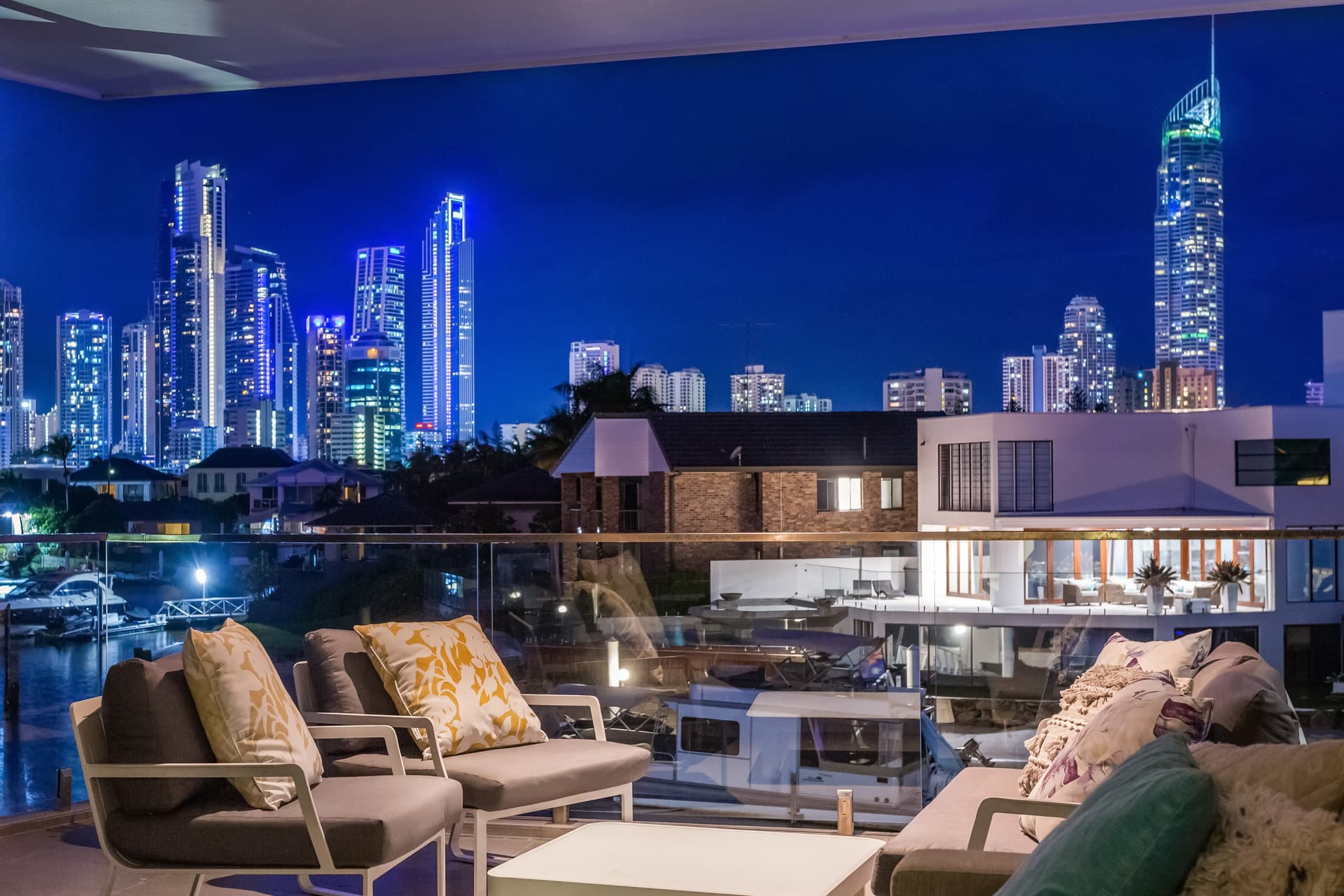 85 Gibraltar Drive, Isle Of Capri, QLD, 4217, Surfers Paradise - Thumbnail 3