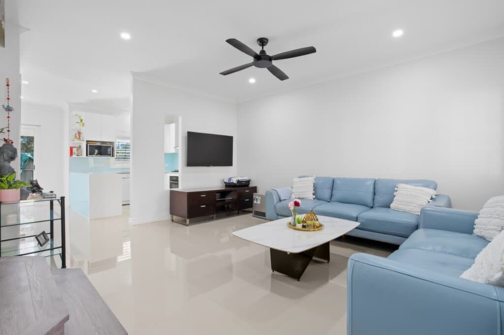 18/6 Blossom Place, Quakers Hill, NSW, Vaucluse - Thumbnail 3
