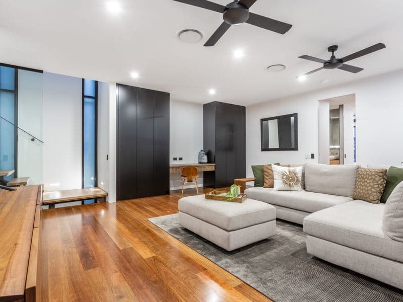 1/94 Monaco Street, Broadbeach Waters, QLD, 4218, Broadbeach Waters - Thumbnail 8