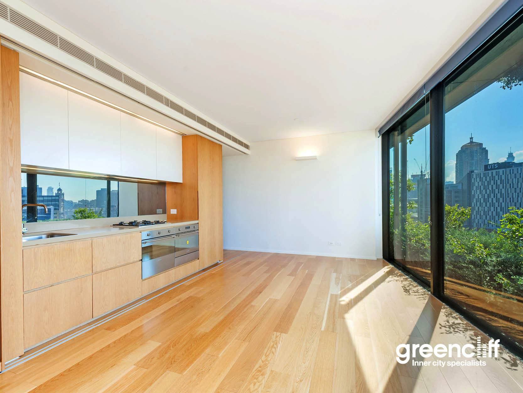 1/8 Cliffbrook  Parade, Clovelly, Chippendale - Thumbnail 4