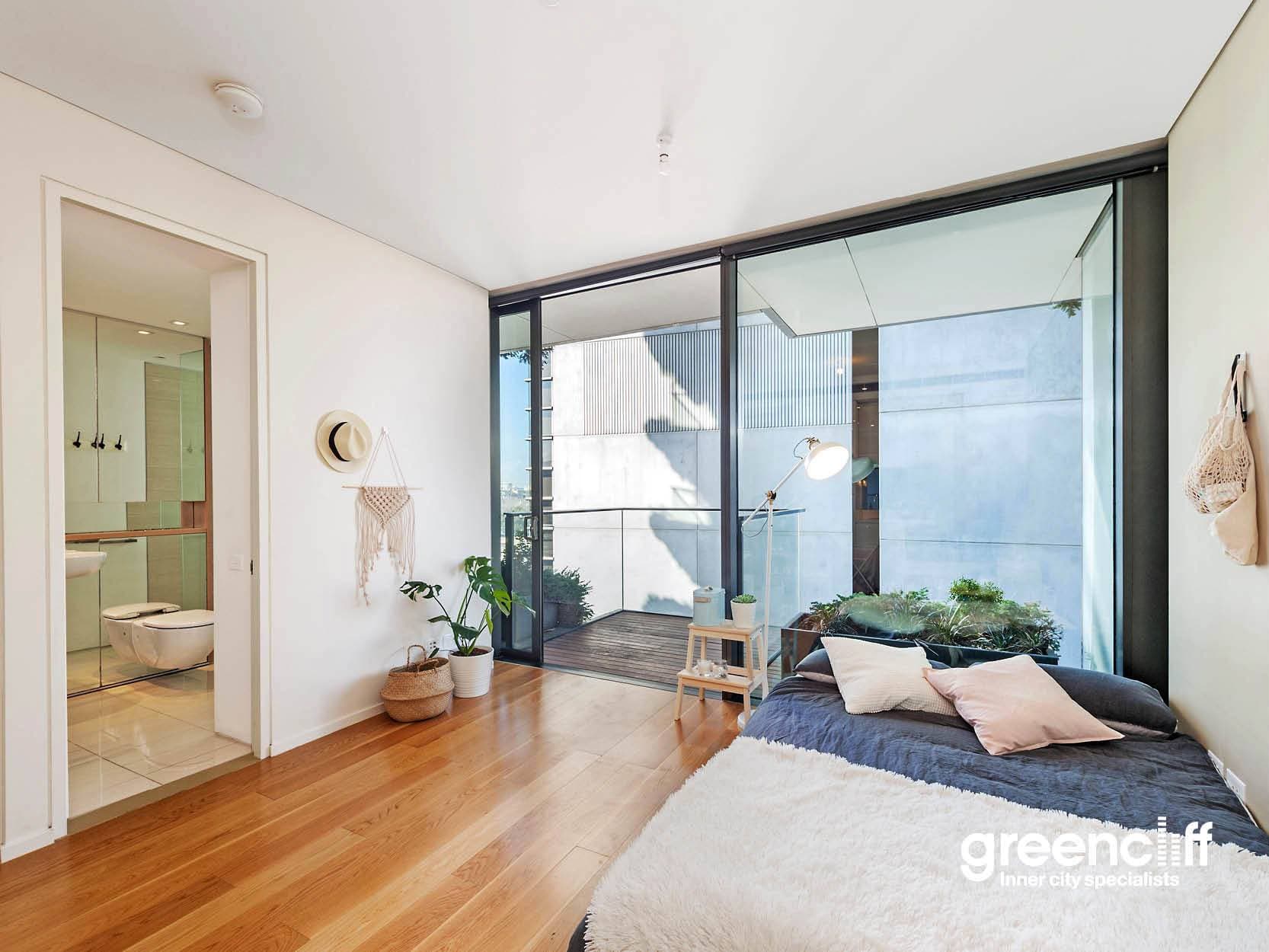 1/8 Cliffbrook  Parade, Clovelly, Chippendale - Thumbnail 5