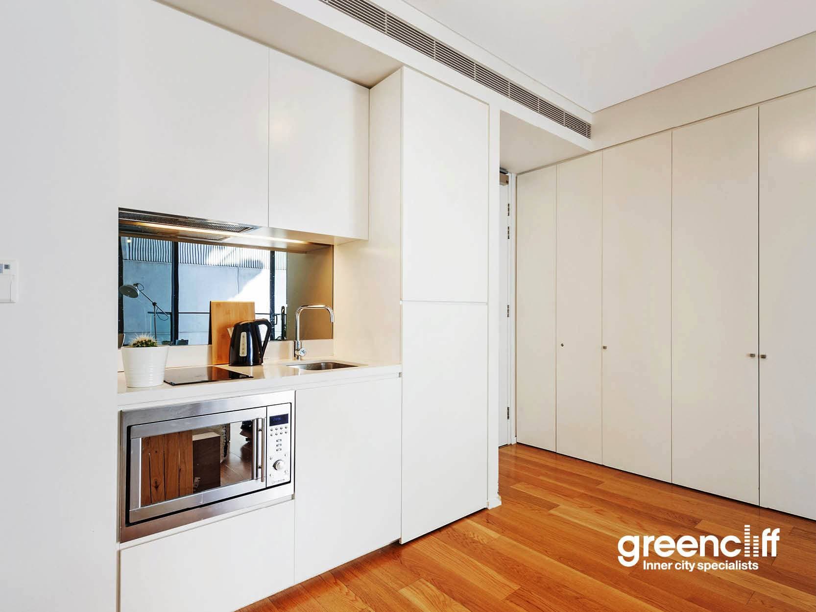 1/8 Cliffbrook  Parade, Clovelly, Chippendale - Thumbnail 7