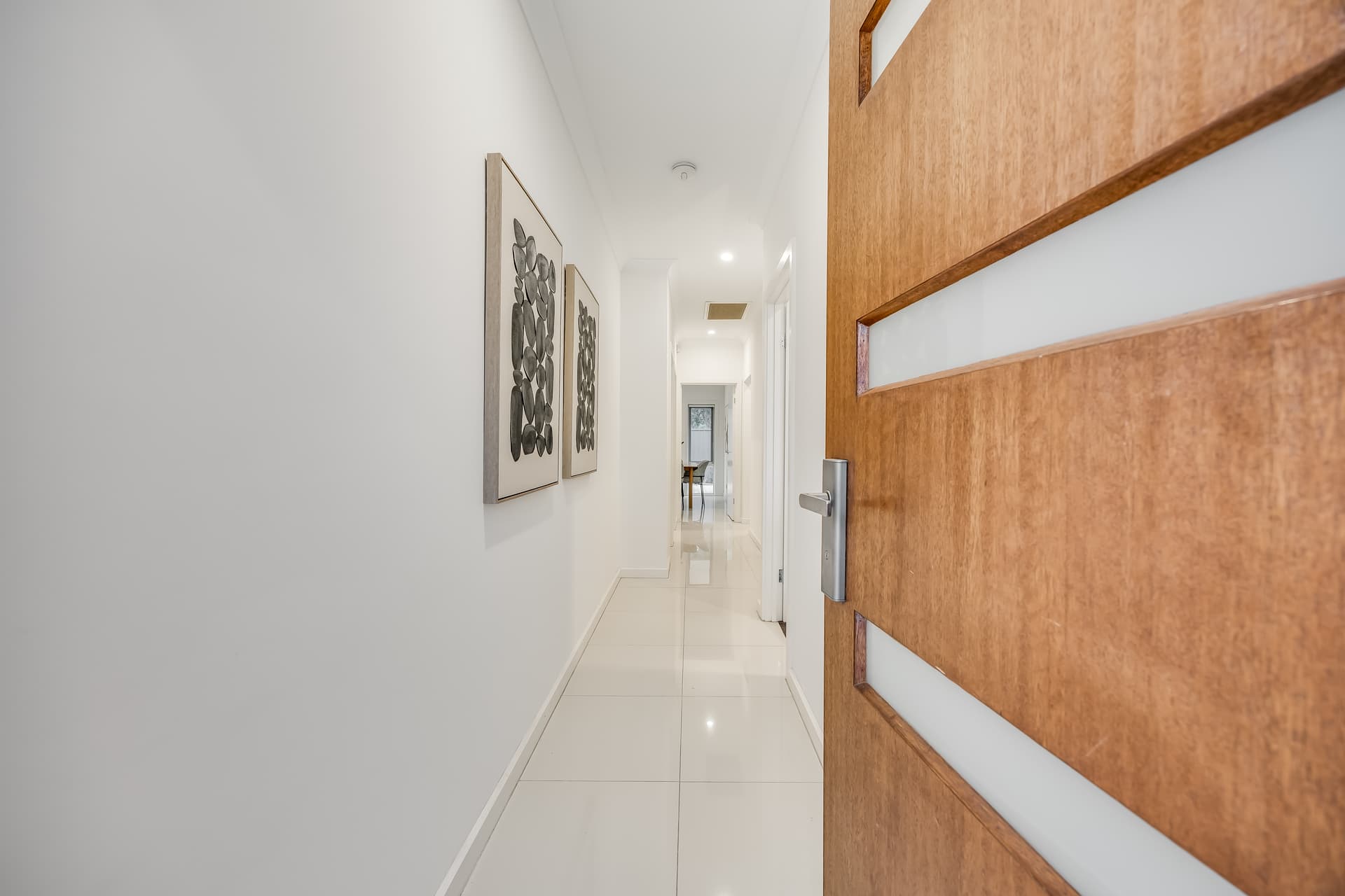 1A Ragless Avenue, Park Holme - Thumbnail 2