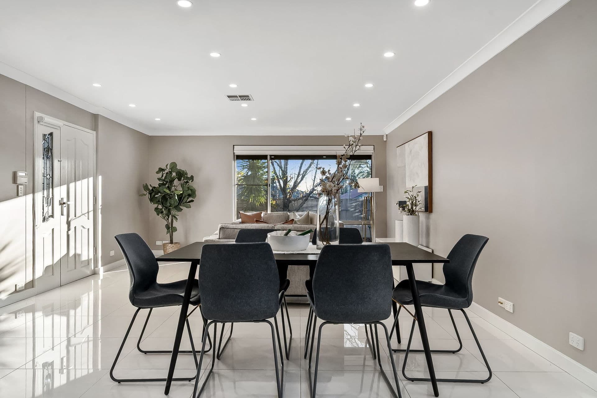 33 Valley Road, Highbury - Thumbnail 7