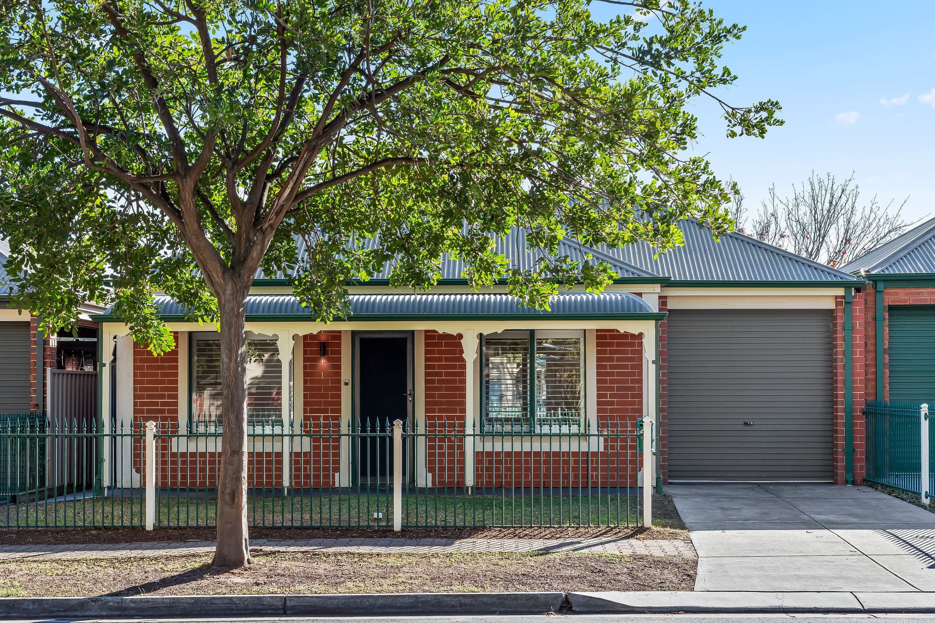 9 Lanark Avenue, Mitchell Park - Image 1