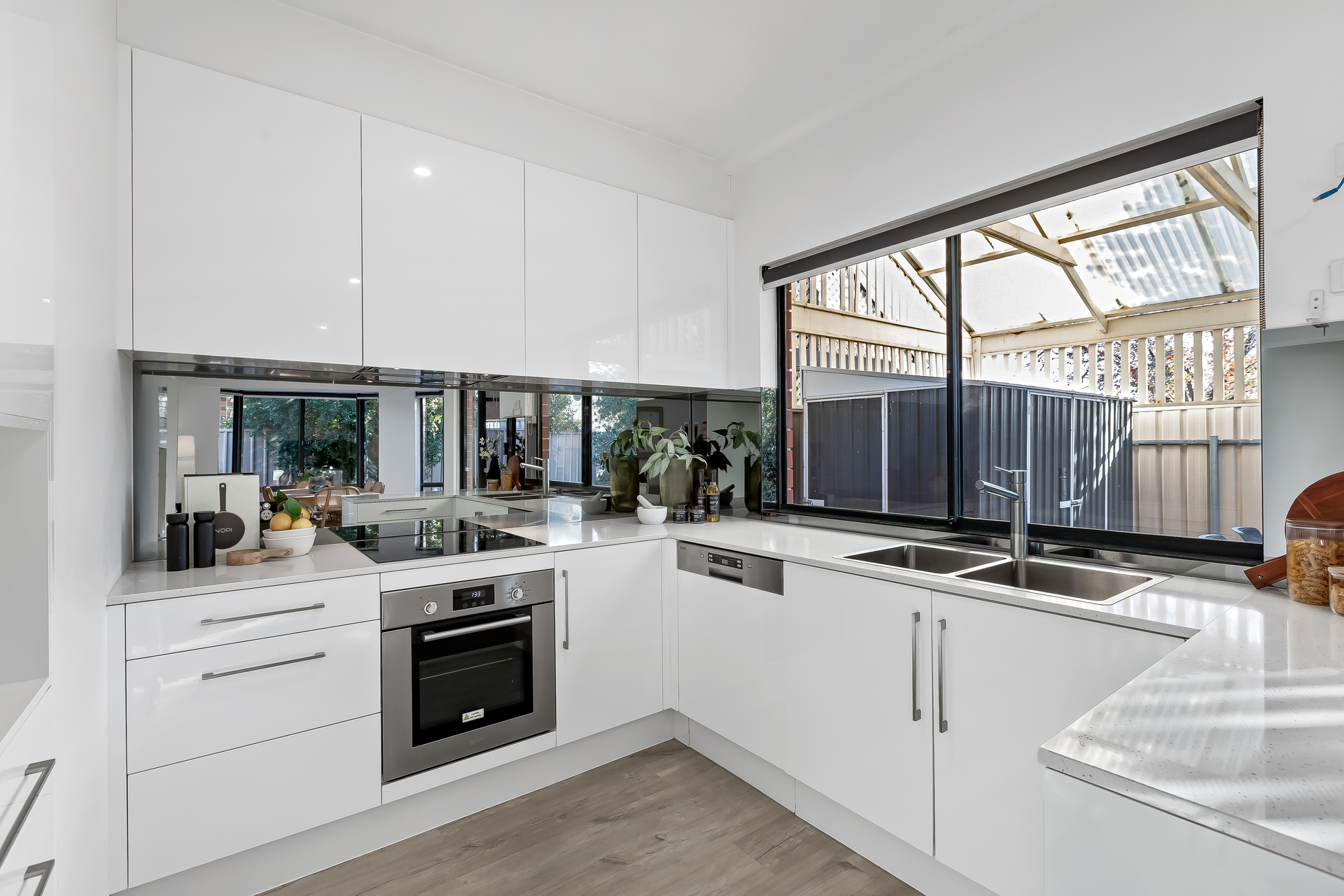 9 Lanark Avenue, Mitchell Park - Thumbnail 2